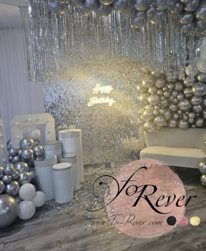 Mur à paillettes argent